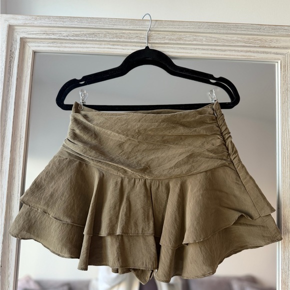 Zara Olive Mini Skirt with Ruffles - Picture 5 of 11